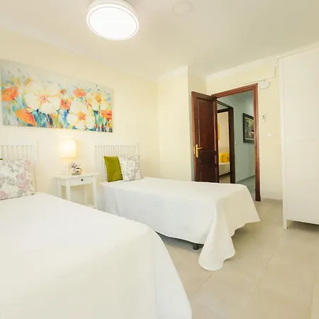 Casa Pepi Sanchez Conil Коніль-де-ла-Фронтера